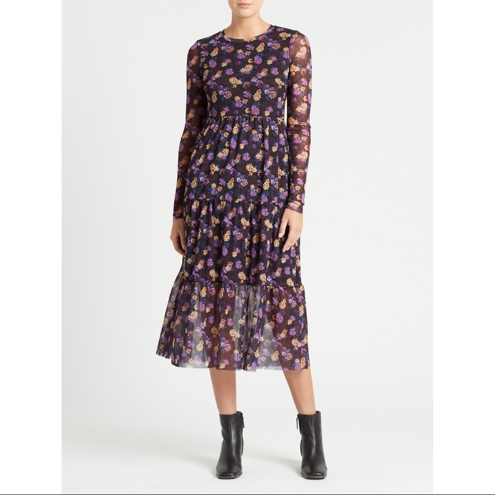 NEW BAUM UND PFERDGARTEN Jocelina Dress in Paris Flower Purple Size Large